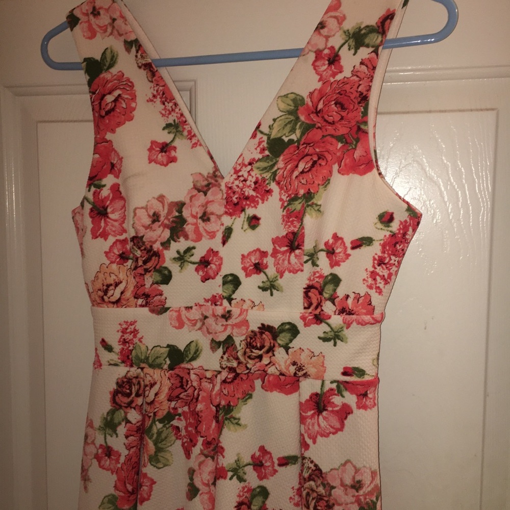 Dress with pink flowers